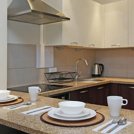 Apartment Chlodna Ps *